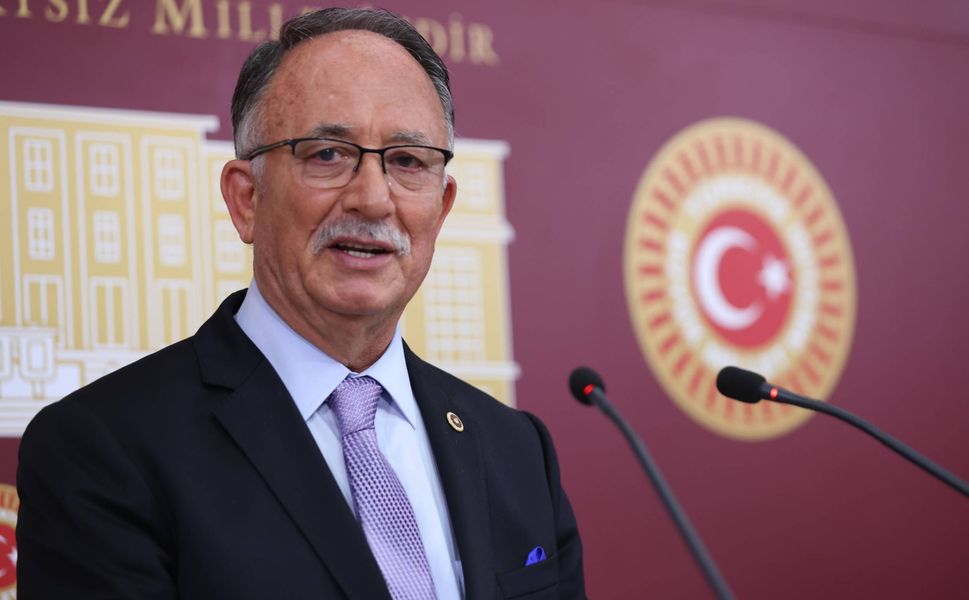 Antalya Milletvekilimiz Kılıç: "Memur ve Emekliye Düşük Zam Yapmak İçin Ürünlere Yapılacak Zamlar Temmuz'a Ertelendi!"